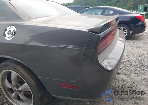 2013 Dodge Challenger Sxt z USA, uszkodzony, nr VIN 2C3CDYAG7DH648906